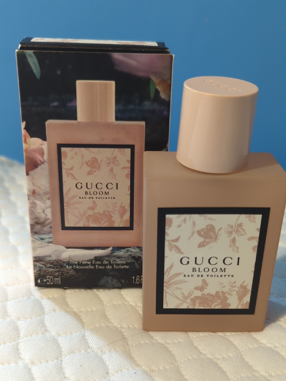Gucci Bloom Eau de Toilette - Nude Pink Bottle